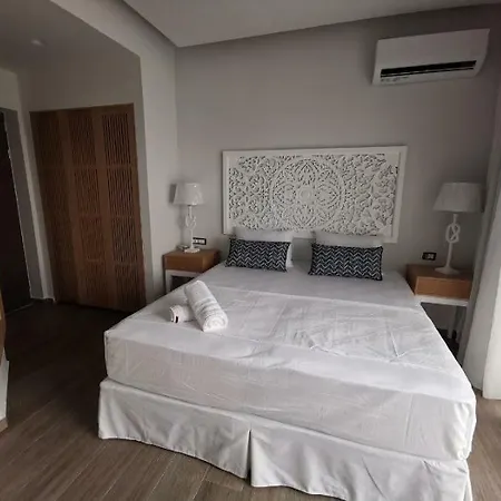 Axel Crete - Adults Only 4*